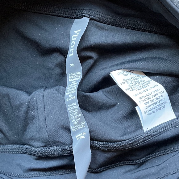 Vuori Women's Black Athletic Dune Swim Shorty Shorts - Picture 4 of 6